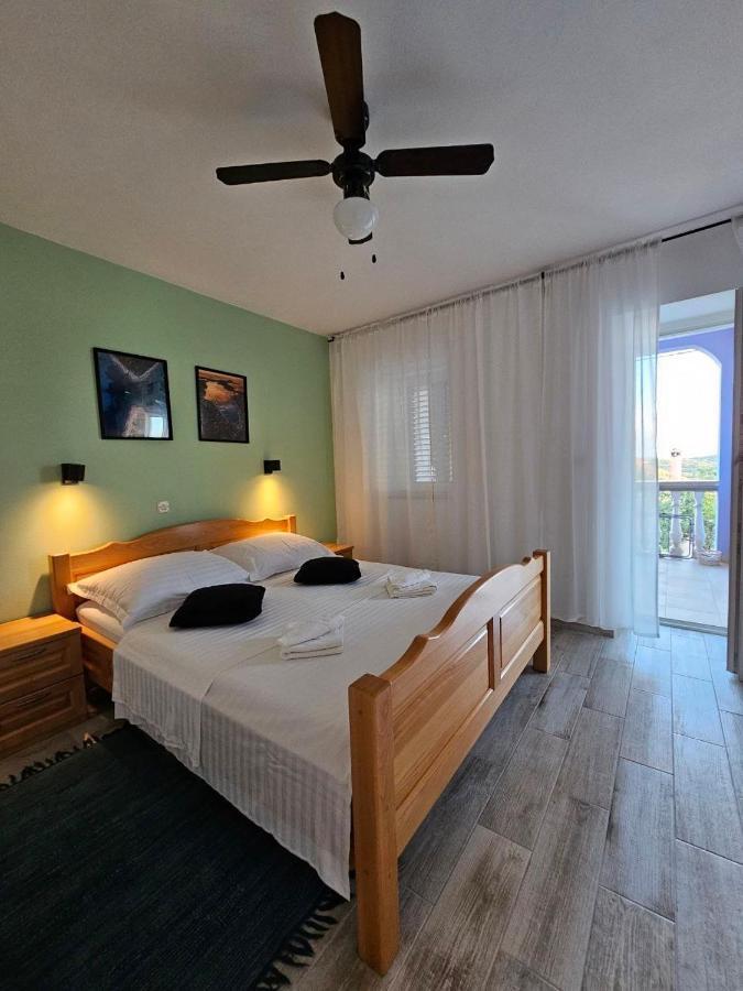 Apartman Lila Čunski Extérieur photo