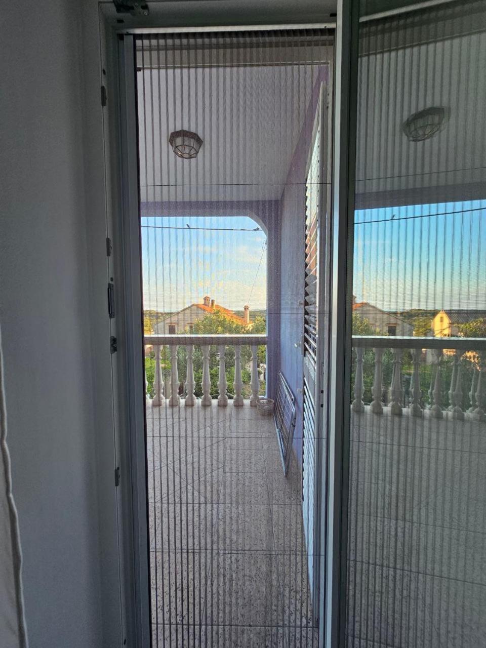 Apartman Lila Čunski Extérieur photo